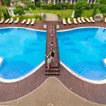Harmony - Monte Carlo ساني بيتش