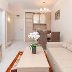 Harmony - Monte Carlo ساني بيتش