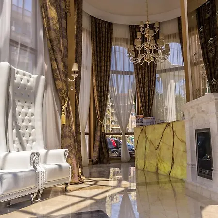 Harmony - Monte Carlo Apartahotel 4*