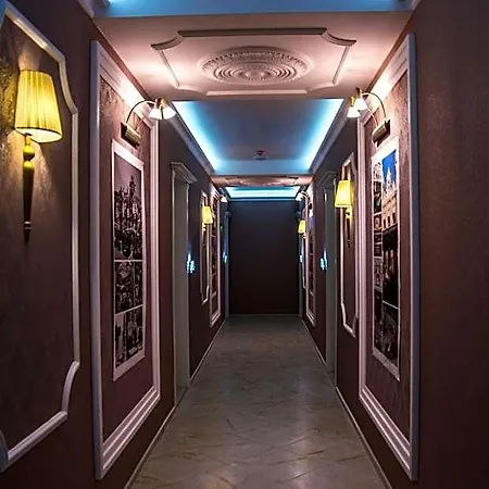 Harmony - Monte Carlo 4*